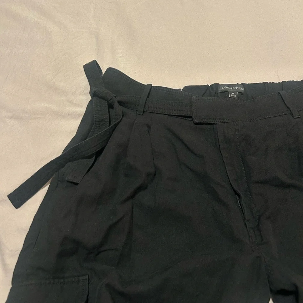 Banana Republic BLACk COLOR Cargo Joggers